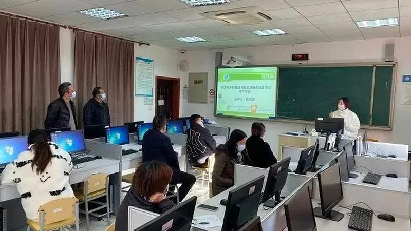 编程启蒙，从“小”开始：如何为小学生选择合适的入门课程
